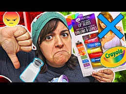 This kit has everything you need to make 6 lip balms. Don T Buy 14 Reasons Crayola Creation Lip Gloss Kit Is Not Worth It Saltecrafter 21 Youtube