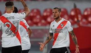 River, por su parte, se convirtió en el primer equipo de la historia del certamen en marcar ocho goles en un partido de cuartos de final en adelante y en el quinto equipo argentino en revertir en torneos. Futbollibre River Plate Vs Nacional En Vivo Online Futbol Libre Tv Espn La Republica
