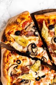 Un 'intera pizza margherita apporta quindi circa 813 calorie, la pizza rossa invece è un po' meno calorica infatti possiede 243 calorie per 100 grammi. Easy And Delicious Real Food Flexitarian Recipes Love Good Stuff