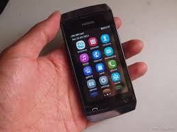 Nokia Asha 306 with SmartNet Review: A ...
