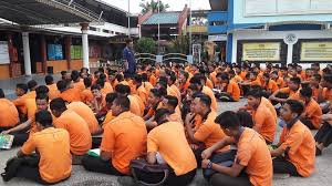 Update this logo / details. Facebook