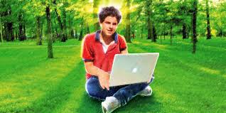 Exposición sobre milagros eucarísticos creada por Carlo Acutis recorre el  mundo - RIIAL