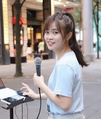 1 day ago · 神似韓國天后「iu」的直播主、鹿港百年餅店千金鄭怡琳，因為對頻頻騷擾的鐵粉進行封鎖，卻遭到對方以金紙下咒，讓鄭怡琳3天不成眠；但她說. V Eu1tjjdkkkzm