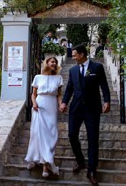 We did not find results for: O Gamos Mpalatsinoy Kikilia Se Fwtografies Pics Skai
