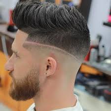 Coupe Pompadour Homme Sans Fausse Note Comment L Adopter Cool Hairstyles For Men Cool Hairstyles Cool Haircuts