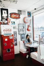 Aesthetic Panosundaki Pin