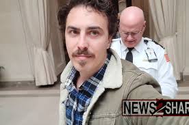 Independent journalist arrested while filming in New Mexico; sues police  officer