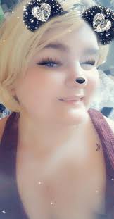 Sparci's pink theme in Gacha Life 2