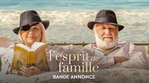 Film sympathique mignon et qui crée une émotion qui nous est toute familière, celle du manque et du deuil. L Esprit De Famille Bande Annonce Officielle Youtube