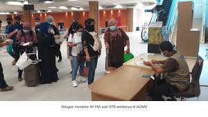 0852 2552 5576 (wa only) www.lowonganterpadu.com. Usai Jalani Karantina 44 Pmi Asal Ntb Kembali Dipulangkan Dinas Tenaga Kerja Transmigrasi Provinsi Nusa Tenggara Barat