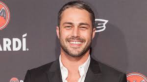 The Stunning Transformation Of Chicago Fire's Taylor Kinney