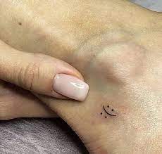 Handtattoos Flowertattoos Handtattoos Flowertattoos Tattoos Tiny Tattoos For Girls Stick Poke Tattoo
