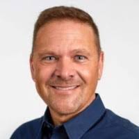 Scott Brierley's Instagram, Twitter & Facebook