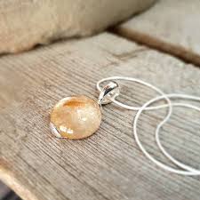 Check spelling or type a new query. Pendant Quartz Rutilated Emas Perhiasan Desainer Omyoki