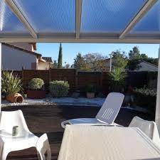 La falsa creencia de que un techo de cristal o policarbonato es más resistente. Pergola De Techo De Policarbonato A Medida De Aluminio