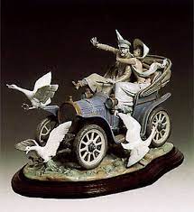 Car In Trouble Lladro 01001375 Limited Edition Lladro Figurines Collectibles Lladro Figurines Lladro Collectible Figurines