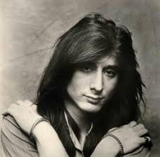 Ex-Journey lead singer Steve Perry revealed he had surgery to remove a cancerous mole from his face. - steve-perry