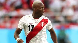 Advíncula, 31, has a contract until 2023 with rayo vallecano who in 2019, with the team in segunda, made a strong commitment to the. Tigres Vende A Advincula A Rayo Vallecano Pero No Jugara En Segunda Futbol Rf