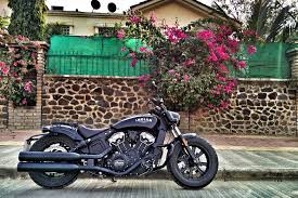 Motorcycle and scooter rentals in las vegas, united states with rentalmotorbike.com , the best price guaranteed. Indian Scout Bobber Review Motorscribes