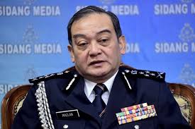 Tindakan tegas pihak cuba gugat keharmonian kaum. Bernama Isu Dr Zakir Naik Polis Beri Amaran Bertindak Terhadap Pihak Gugat Keharmonian Kaum