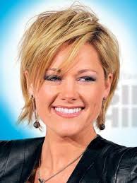 Was das styling angeht, ist wohl keine frisur so unkompliziert wie der buzz cut. Ist Diese Frisur Von Helene Fischer Fur Meine Haare Geeignet