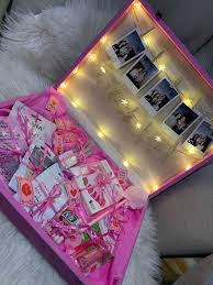 Cute 18th Birthday Present Ideas For Best Friend Birthday Gift Ig Whereisjulietta Birthdaybasket Gift Giftbox Giftideas B Bff Birthday Gift Diy Birthday Gifts 18th Birthday Gifts