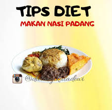 Satu piring nasi berapa kalori? Tips Diet Makan Nasi Padang Siapa Diet Asyik Ala Dewi Facebook