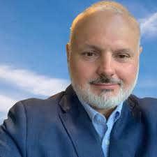 How to Partner with Banks in Your Fintech Platform Ecosystem