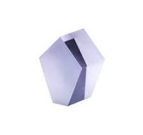 Première classe polyvalente, spectaculaire prisme pentagonal ...