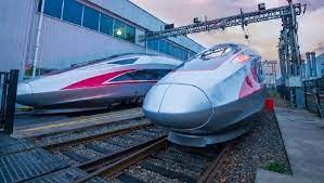 Dan beberapa stasiun lainnya di bandung antara lain adalah stasiun kiaracondong, stasiun cicalengka dan juga stasiun rancaekek. Tiket Kereta Cepat Jakarta Bandung Terjangkau Tapi Aksesnya Gimana
