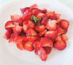 10 Recettes Succulentes A Faire Avec Des Fraises Recette Avec Des Fraises Recette Avec Figues Sirop De Menthe