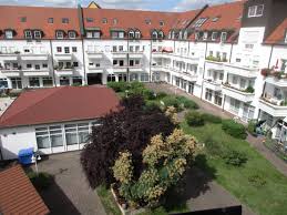Mit einer gemeindefläche von 83,57 qkm und interessanten unterkünften, wie sie beispielsweise in der raumaufteilung einer 2 zimmer wohnung in delitzsch häufig vorkommt, besitzt der wohnungsmarkt vor ort durchaus viele an auswahlmöglichkeiten, die von vielen umzugswilligen gerne wahr genommen werden. 3 Zimmer Wohnung Zu Vermieten Kreuzgasse 6 04509 Delitzsch Nordsachsen Kreis Mapio Net