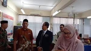 Kv merupakan institusi pengajian yang menerapkan pembelajaran. Kolej Vokasional Ipoh Home Facebook