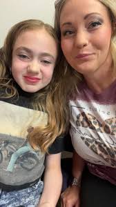 Olivia said she was going to make an album when she next came to stay, and  she did. She has made this for mummy for her birthday using sea dreams. I  think