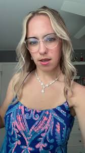 Kaitlin (@kaitlin_.ritchie)