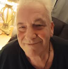 Labrador retriever passes away from cancer