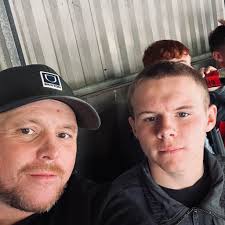 So did we get a taxi in town? If so what's the number?