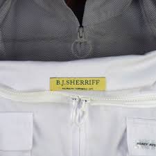 Free shipping on orders of $55+. Bj Sheriff Honey Rustler Der Wabenprofi Ihr Partner Fur Imkerei Zubehor Mittelwande