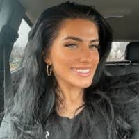 Brenna Hamilton's Instagram, Twitter & Facebook