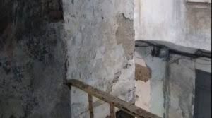 La villa di lusso si trova oggi in vendita: Foto Napoli Rione Sanita Nel Degrado La Casa Di Toto La Bussola Tv