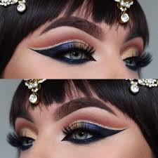 454 Likes 17 Comments Jasmijn Sluis Make Up Artist Jasmijniris On Instagram Cleopatra Eyes Jewelr Egyptian Makeup Cleopatra Makeup Creative Makeup