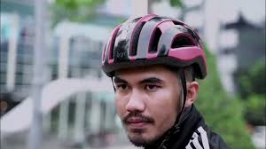 Helm Sepeda Grin Miles dengan Lampu Sein dan Wireless Remote