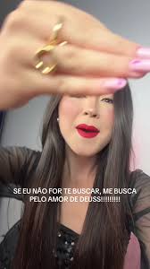 Os vídeos de Bella Makeup (@belladiasmakeupoficial) com som original