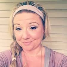 Holly Broadwater's Instagram, Twitter & Facebook