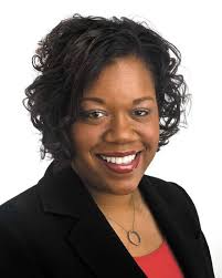 Roslyn Caldwell's Instagram, Twitter & Facebook