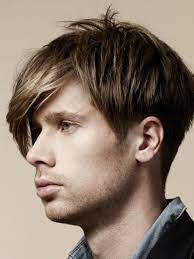 Growing The Top Of Your Hair Longer Is Also An Awesome Variation Of A Fringe Fringe Hairstyles Side Fringe Hairstyles Angular Fringe
