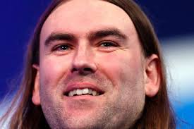 Searle shoots nine-darter in Grand Slam