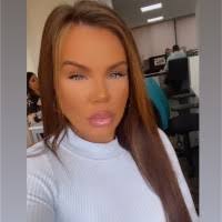 Isabelle Terry Email & Phone Number