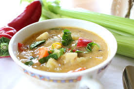 Am buffet wählt jeder was er will, soviel er will. Vegane Mais Kokossuppe Undiversell
