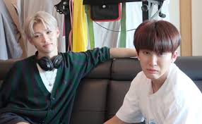 Kurangnya perhatian, komunikasi, dan kasih sayang dari rumah membaut para pelajar mencari perhatian dan validasi dari kegiatan di luar yang sayangnya, melanggar peraturan. Pin On ã‚¹ãƒˆãƒ¬ã‚¤ã‚­ãƒƒã‚º